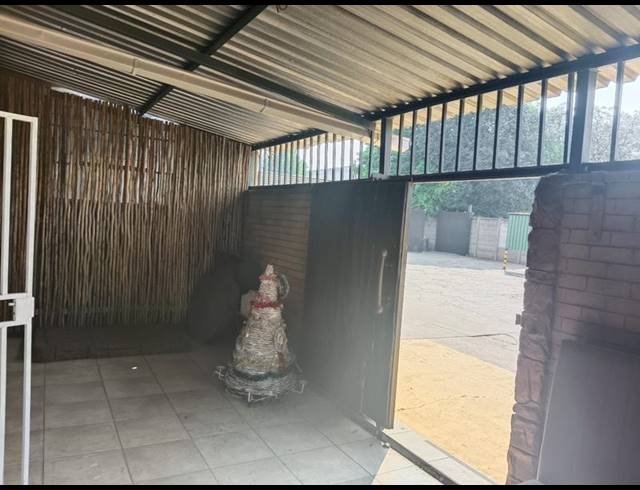 INDUSTRIAL PROPERTY TO RENT IN DUNCANVILLE